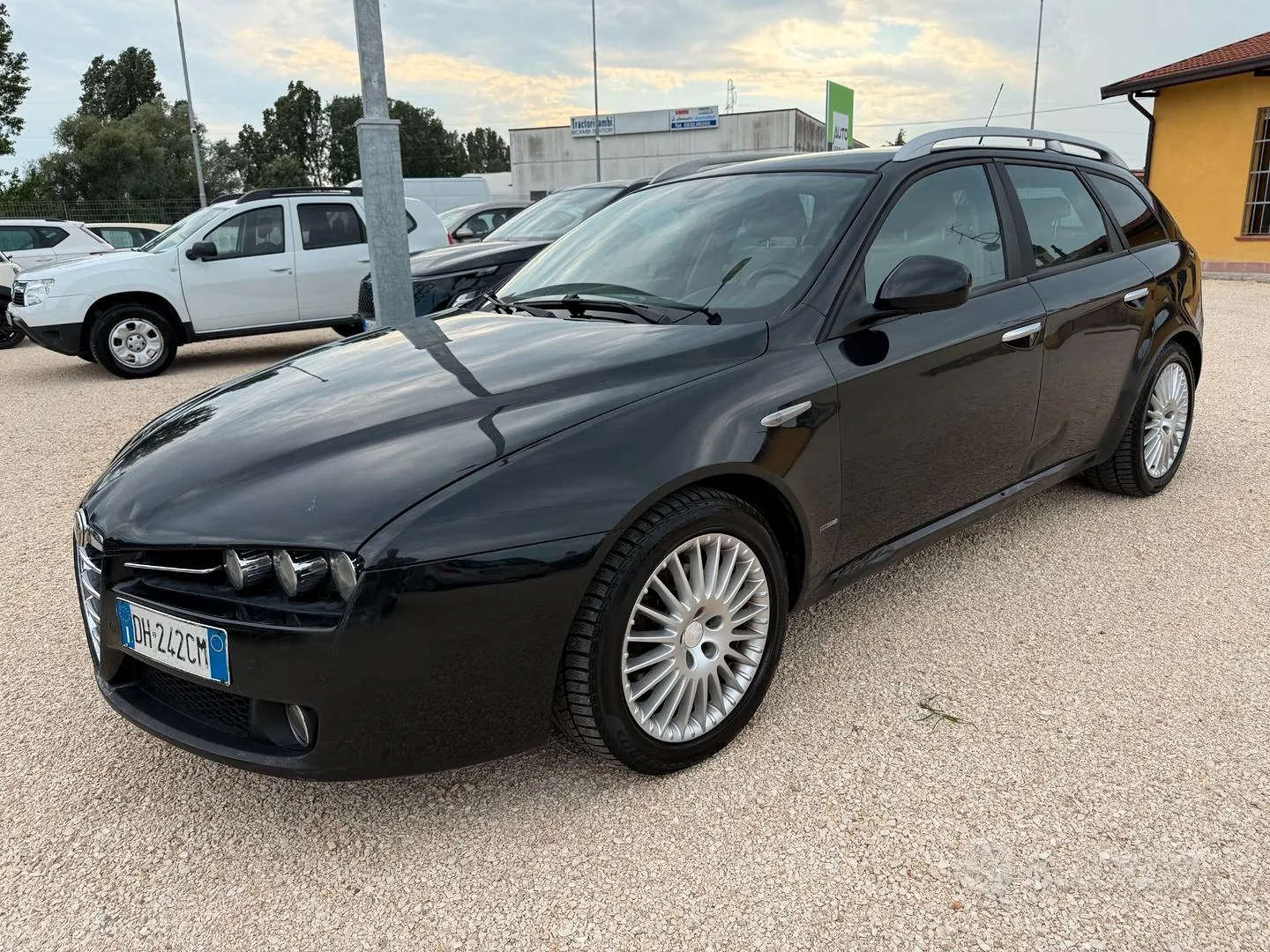 Alfa Romeo 159 2007 photo 2