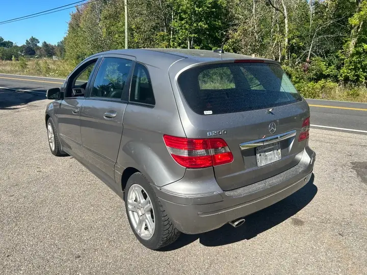 Mercedes-Benz B-Class 2008 photo 3
