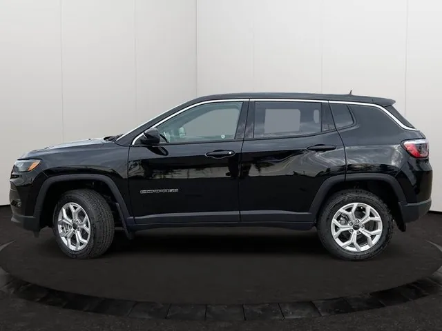Jeep Compass 2025 photo 2