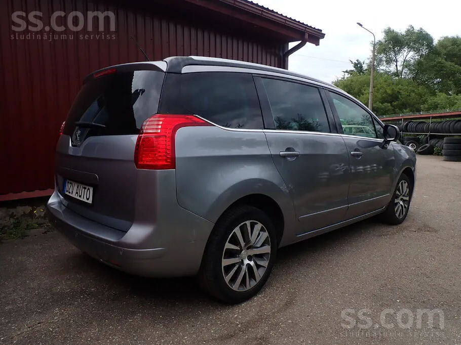 Peugeot 5008
