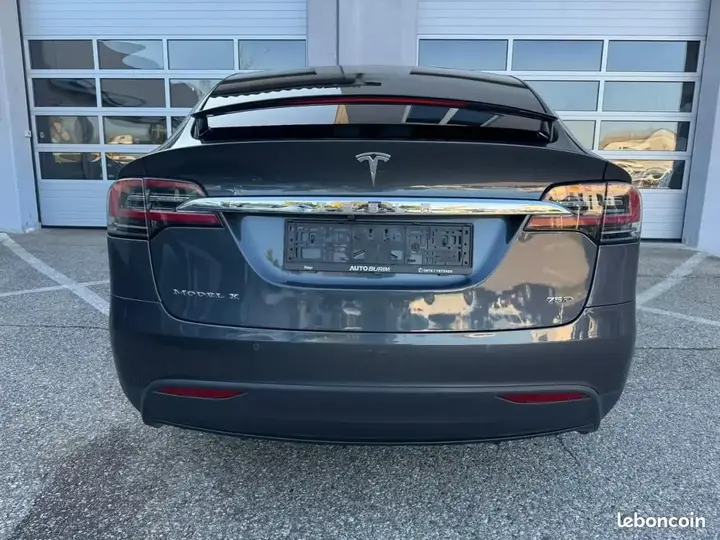 Tesla Model X 2018 photo 5