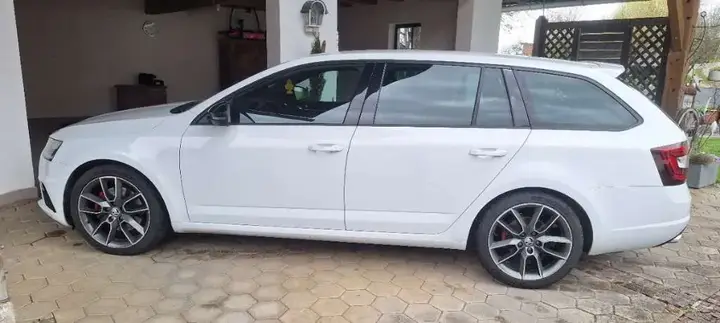 Skoda Octavia 2019 photo 3