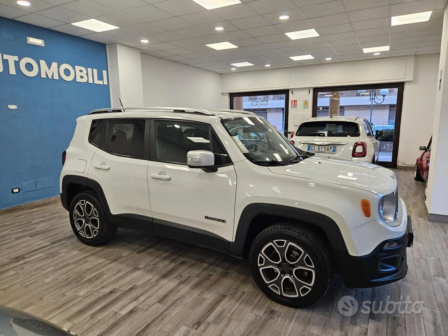 Jeep Renegade 2015 photo 4