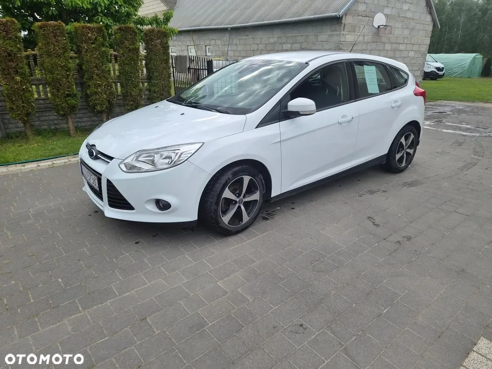 Ford Focus 2014 photo 2