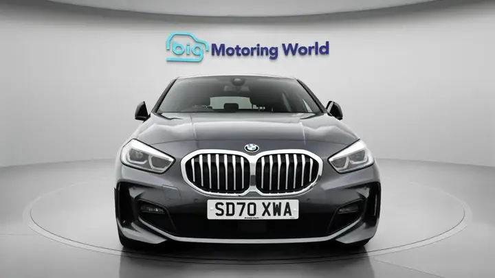 BMW 1 Series 2020 photo 3