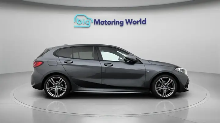 BMW 1 Series 2020 photo 5