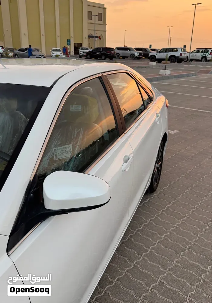 Toyota Camry 2017 photo 3