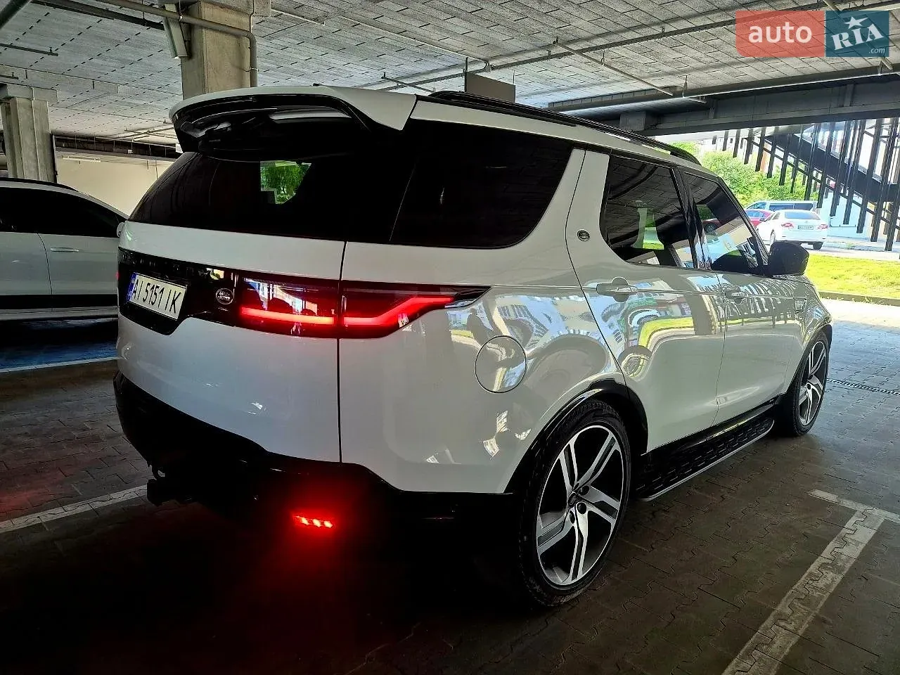 Land Rover Discovery 2021 photo 5