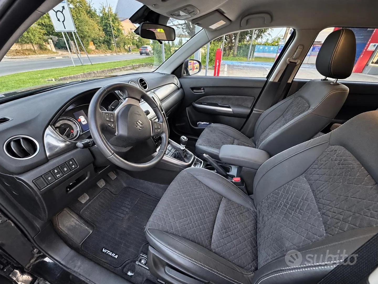 Suzuki Vitara 2023 photo 3