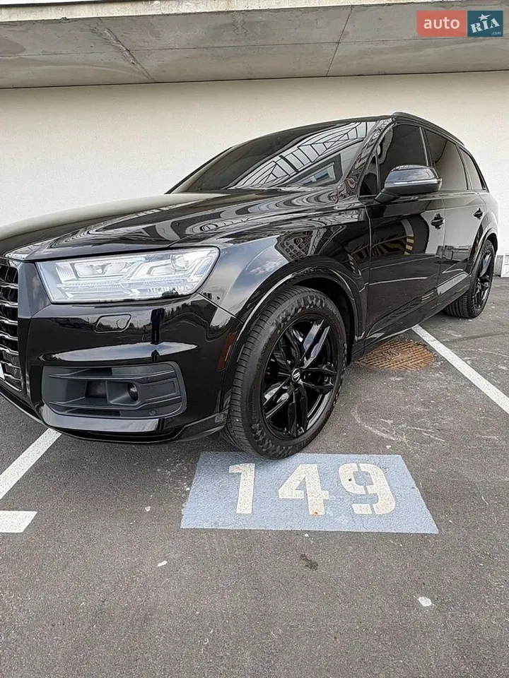 Audi Q7 2017 photo 3