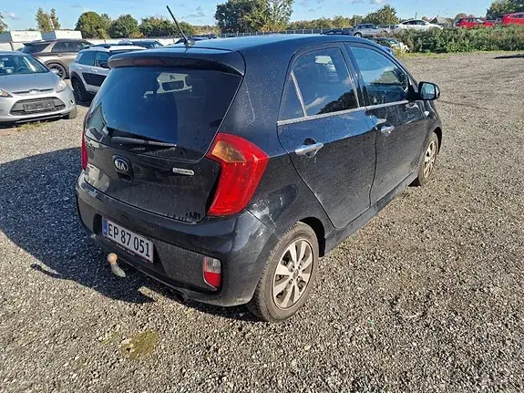 Kia Picanto 2015 photo 4