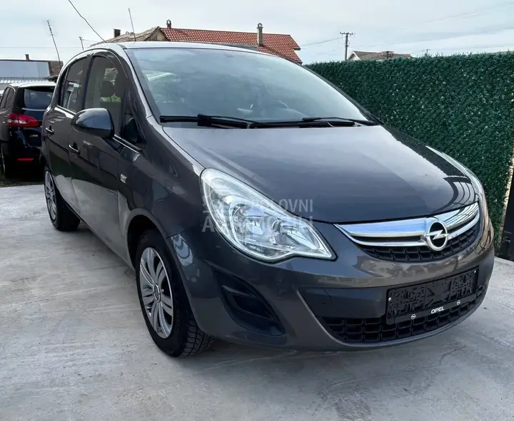 Opel Corsa D 2012 photo 4