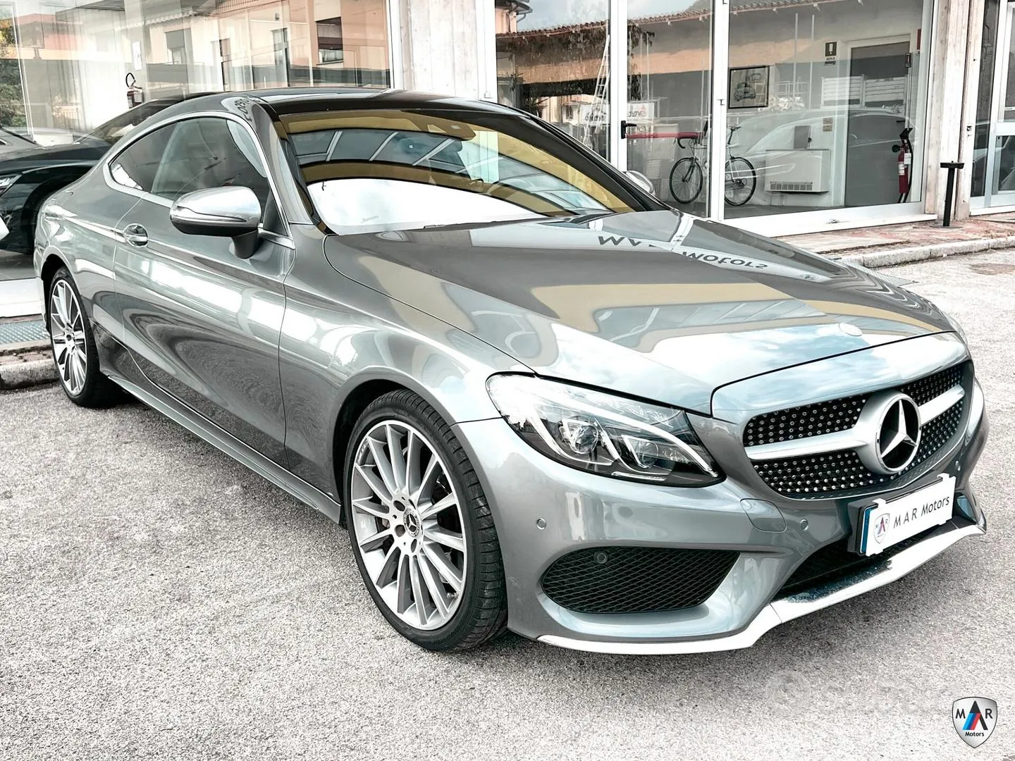 Mercedes-Benz C300 2017 photo 3