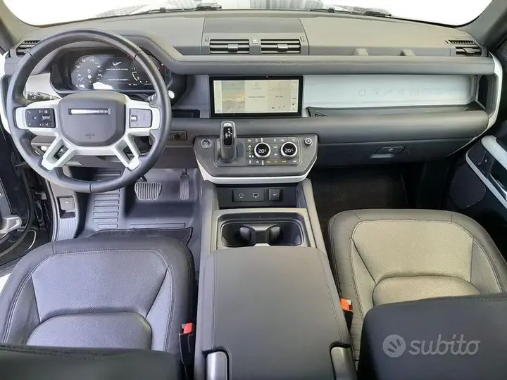 Land Rover Defender 2024 photo 4