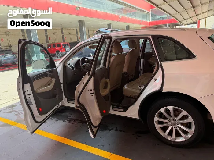 Audi Q5 2015 photo 2