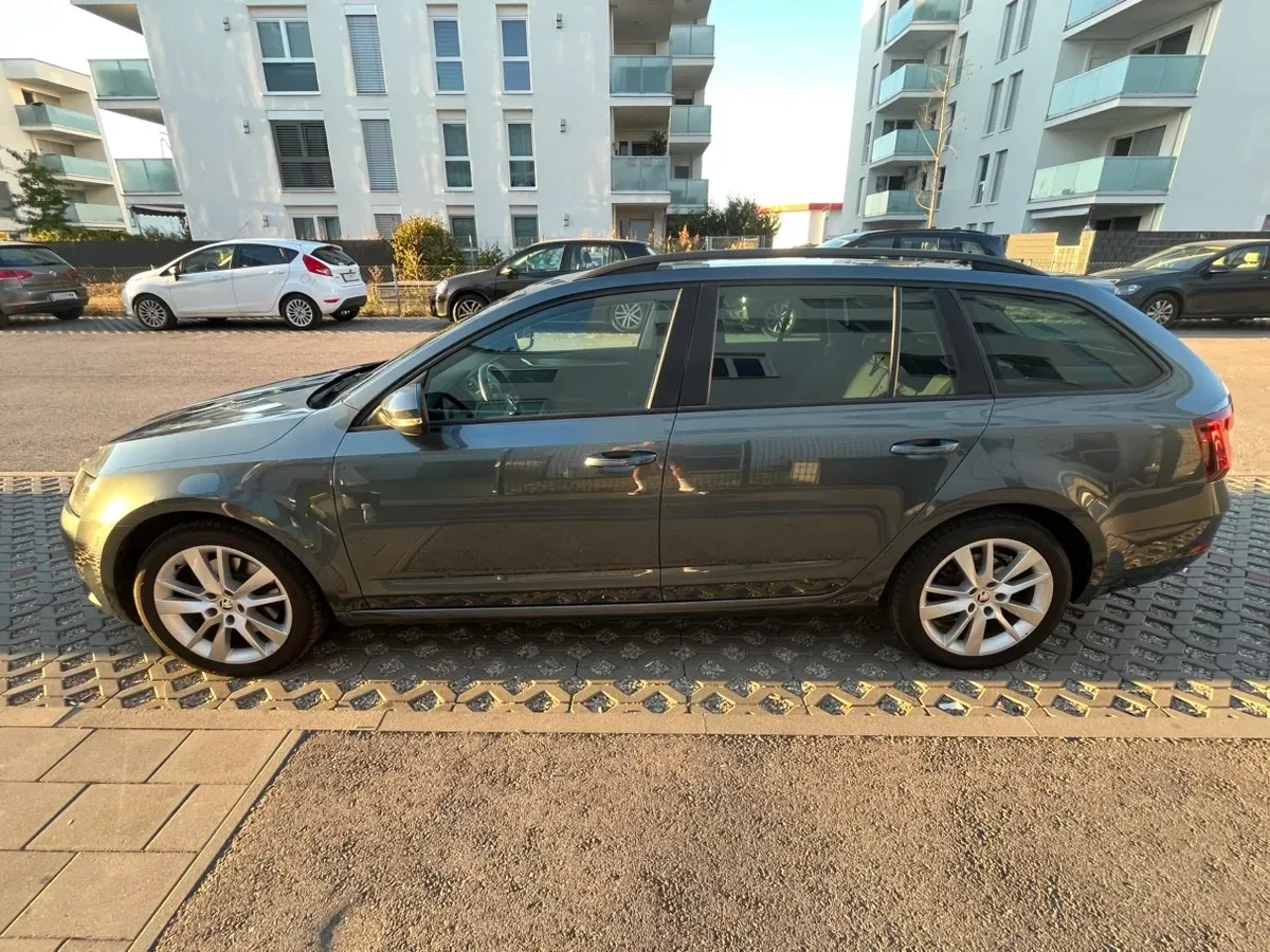 Skoda Octavia 2018 photo 3