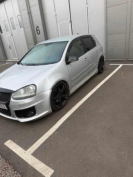 Volkswagen Golf V