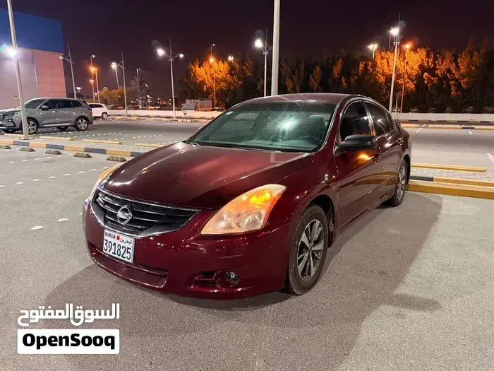 Nissan Altima 2011 photo 4
