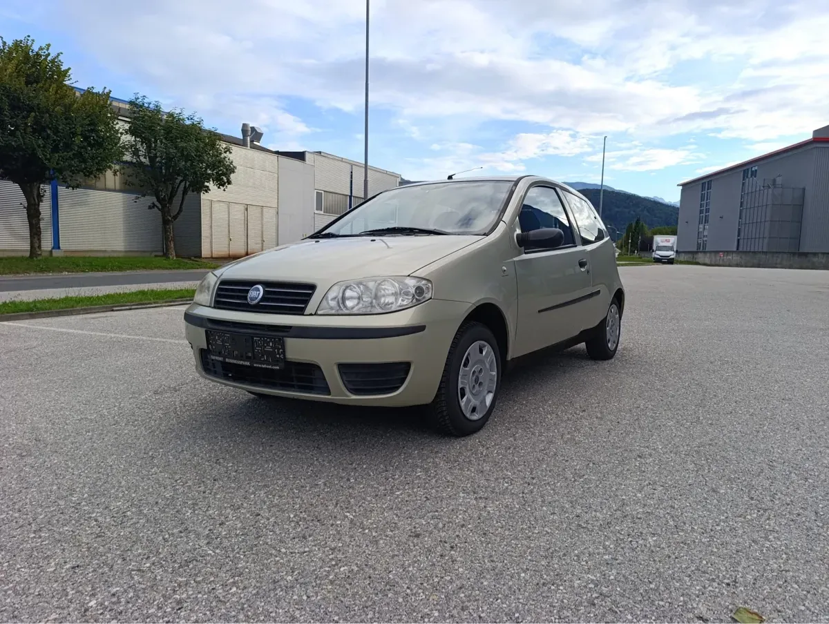 Fiat Punto 2006 photo 2