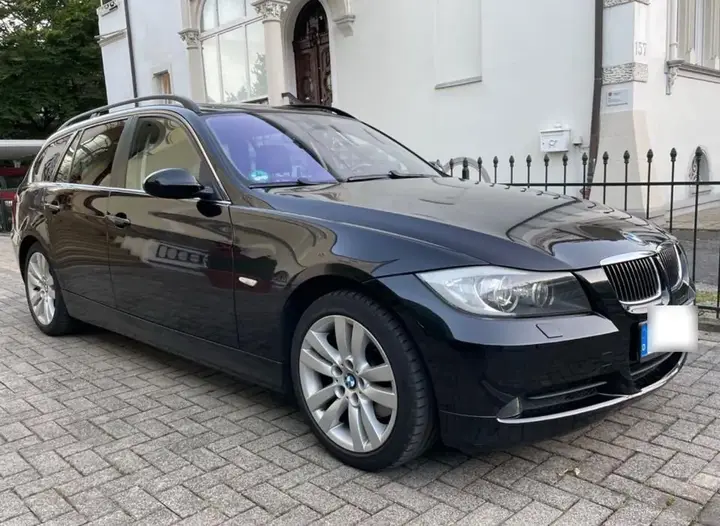 BMW 325I