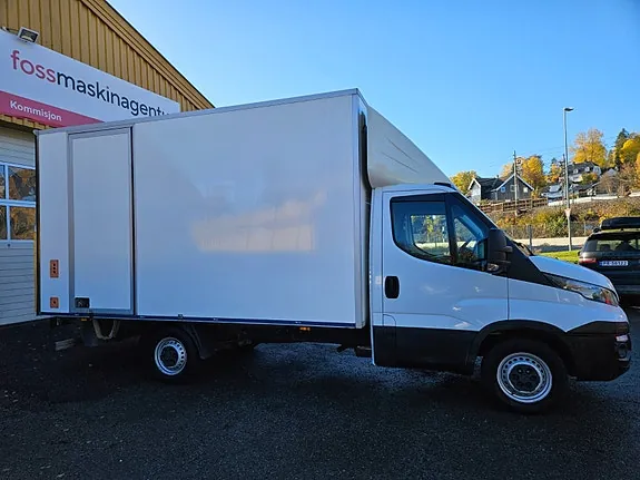 Iveco Daily 2018 photo 3