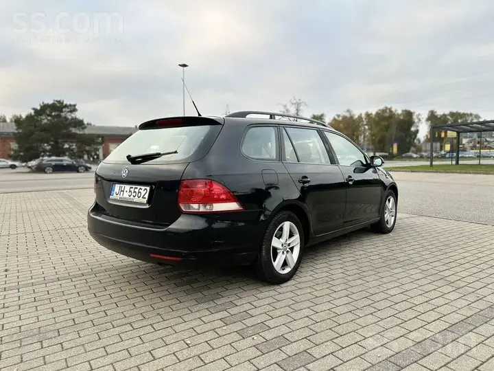 Volkswagen Golf 5 2008 photo 4