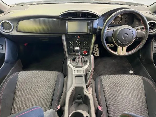 Toyota 86 2012 photo 2