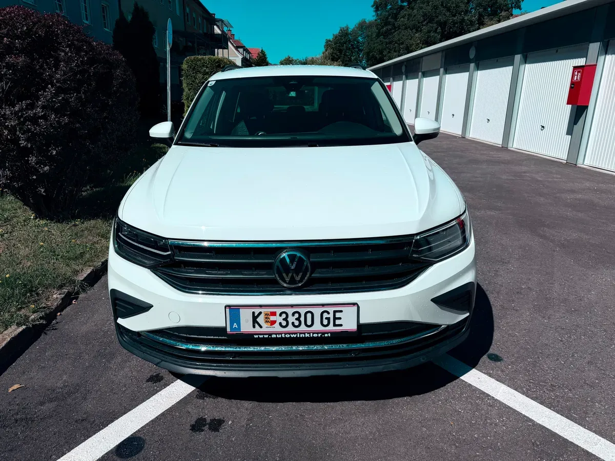 Volkswagen Tiguan 2021 photo 2