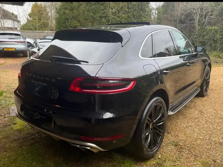 Porsche Macan 2014 photo 2