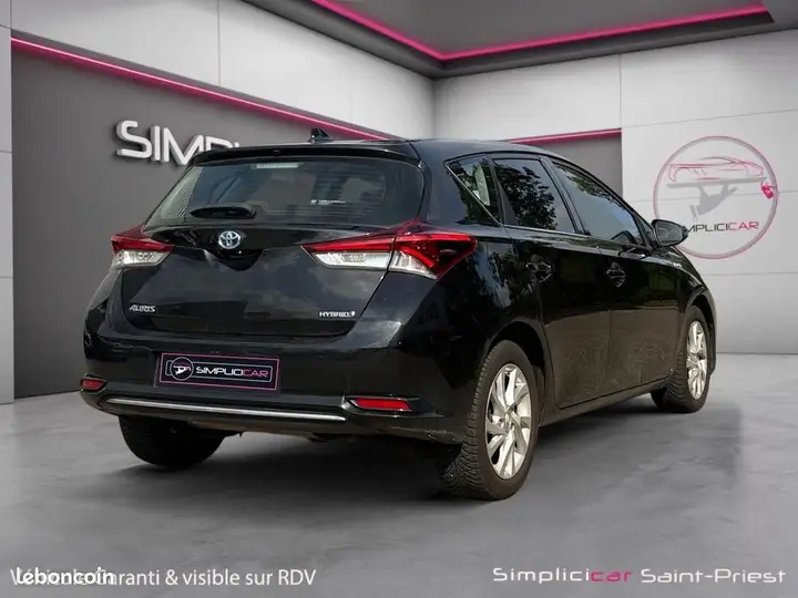 Toyota Auris 2018 photo 3