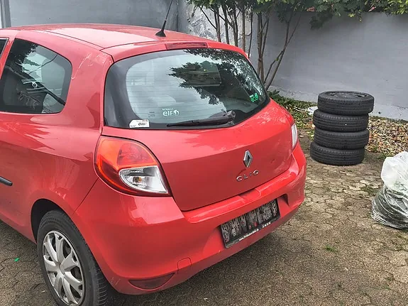 Renault Clio Iii 2012 photo 3