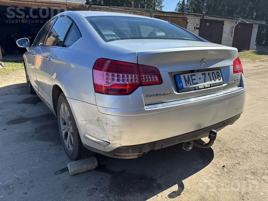 Citroen C5 2010 photo 4