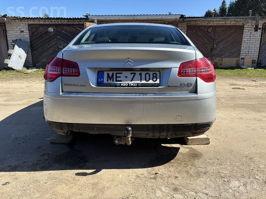 Citroen C5 2010 photo 3