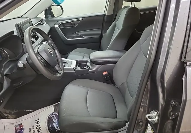 Toyota Rav4 2021 photo 3