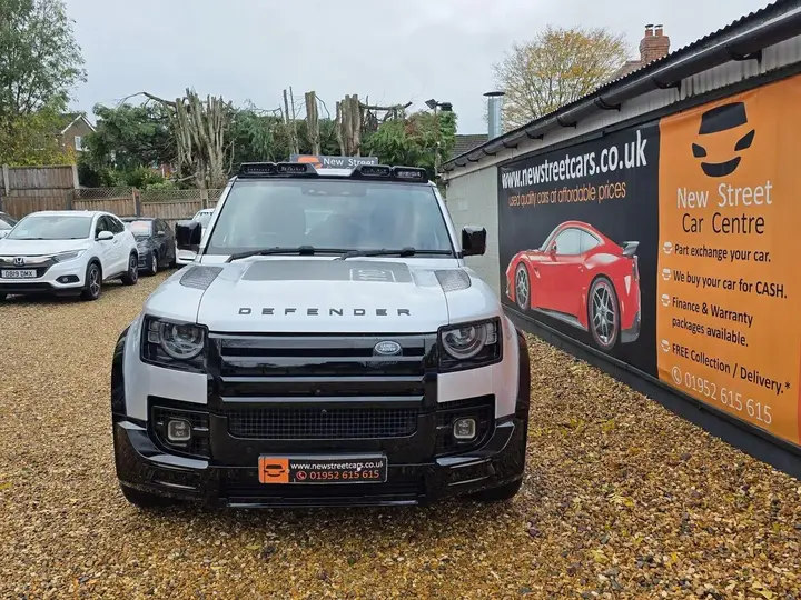 Land Rover Defender 110 2020 photo 5