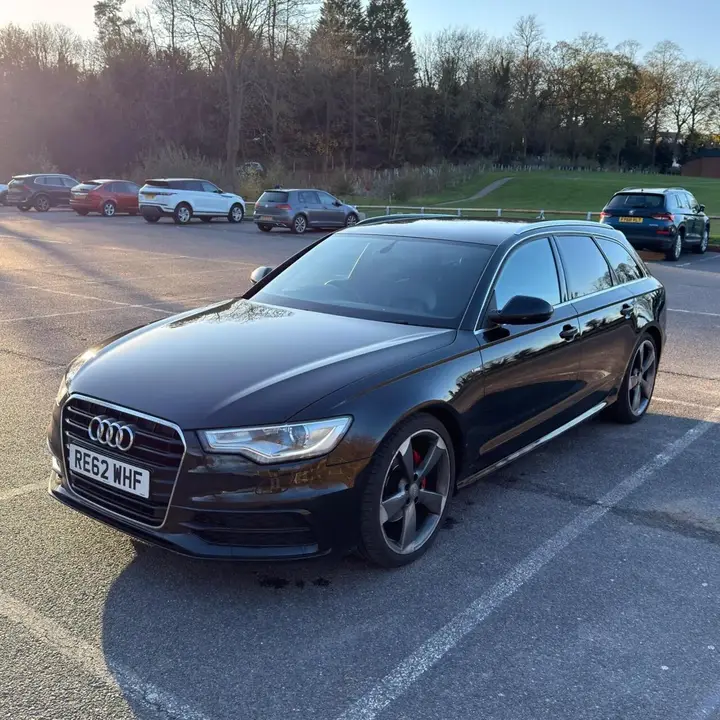 Audi A6 Avant 2012 photo 2