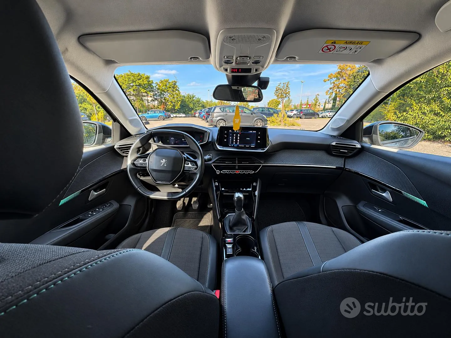 Peugeot 208 2022 photo 5