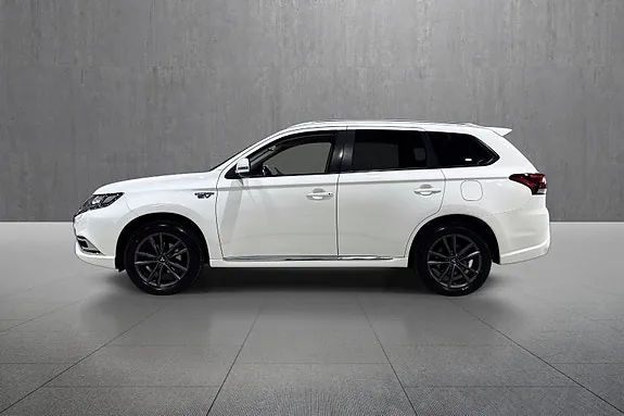 Mitsubishi Outlander 2019 photo 2