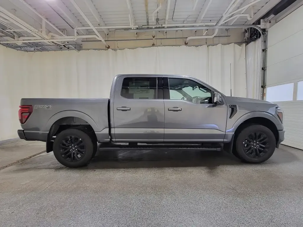 Ford F-150 2026 photo 3