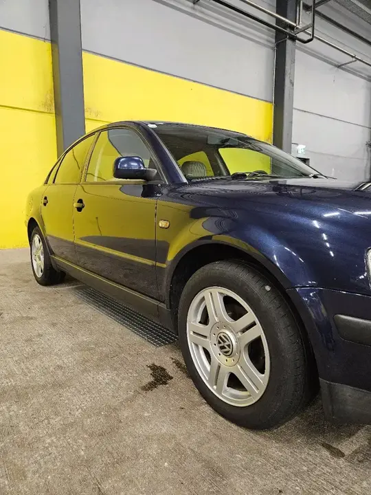 Volkswagen Passat 1998 photo 3