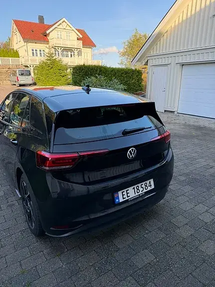 Volkswagen Id.3 2022 photo 3