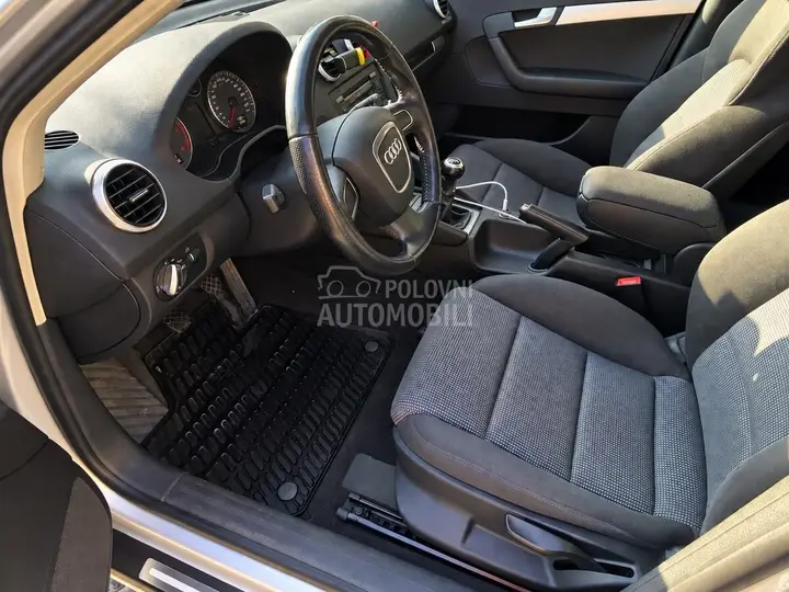 Audi A3 2011 photo 4