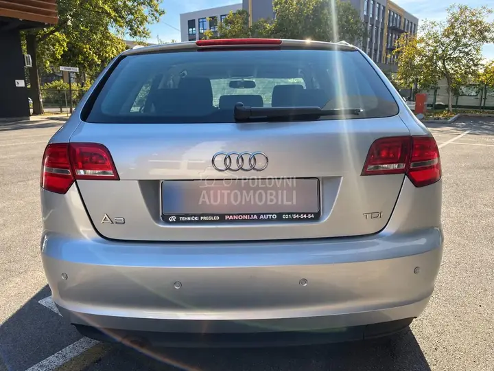 Audi A3 2011 photo 3