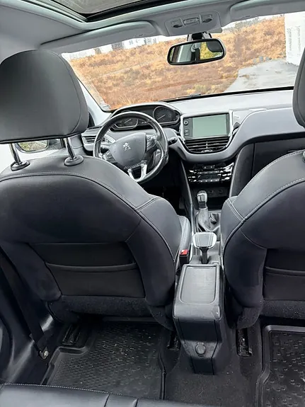 Peugeot 2008 2013 photo 5