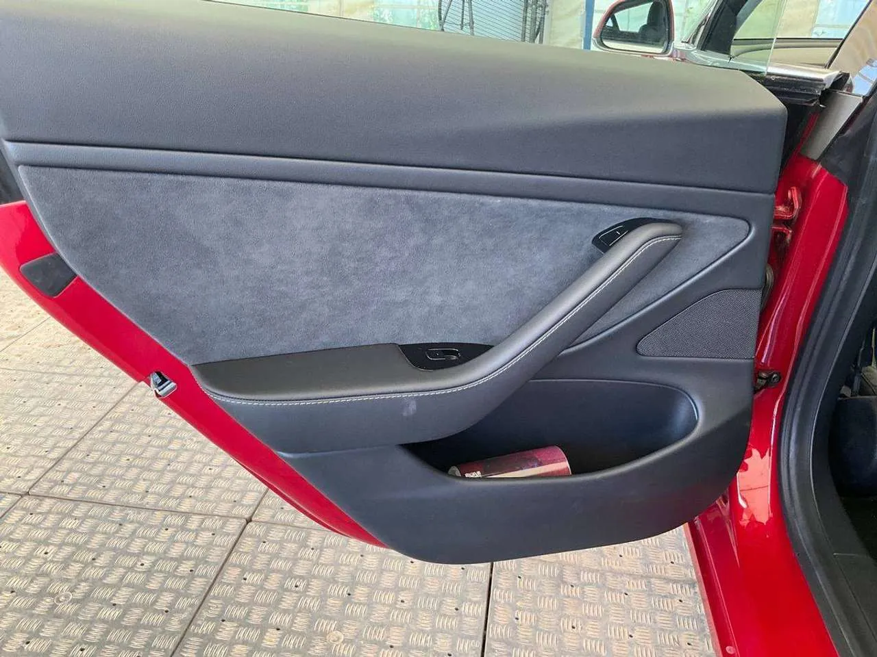 Tesla Model 3 2020 photo 3