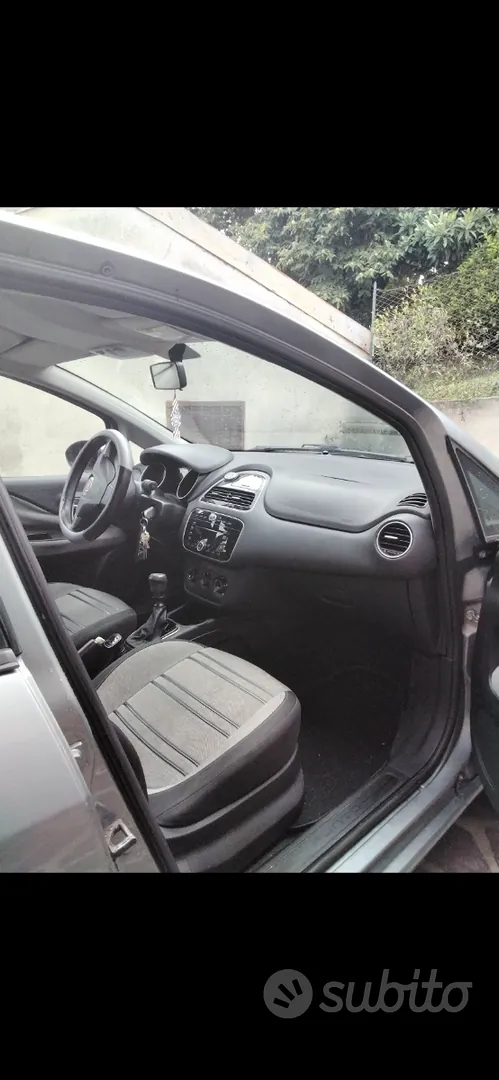 Fiat Punto Evo 2010 photo 3