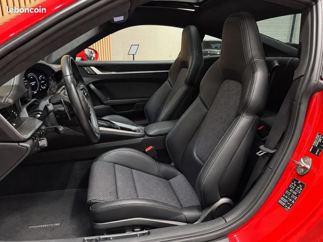 Porsche 911 2019 photo 4