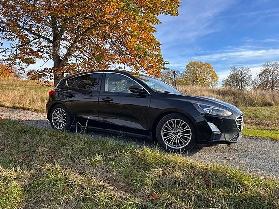 Ford Focus 2018 photo 3