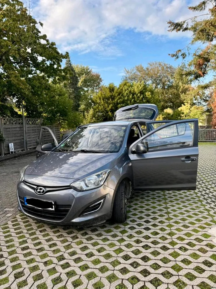 Hyundai I20
