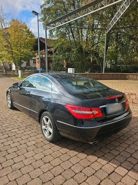 Mercedes-Benz E 250